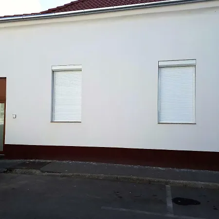 Luxury Wellness Apartman Pécs